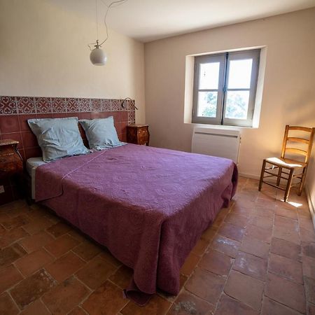 Willa Domaine Les Perpetus La Tour-dʼAigues Zewnętrze zdjęcie