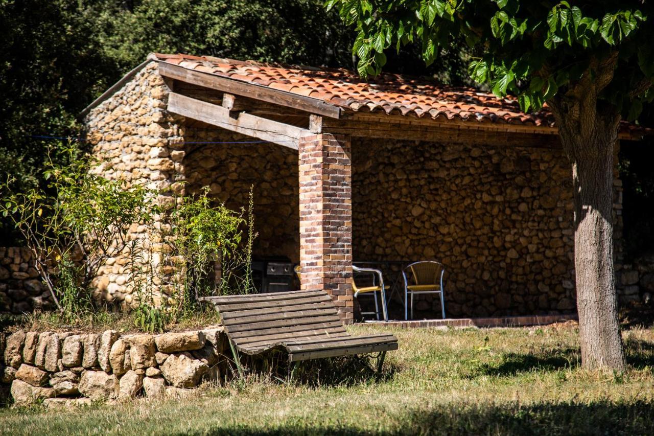 Willa Domaine Les Perpetus La Tour-dʼAigues Zewnętrze zdjęcie