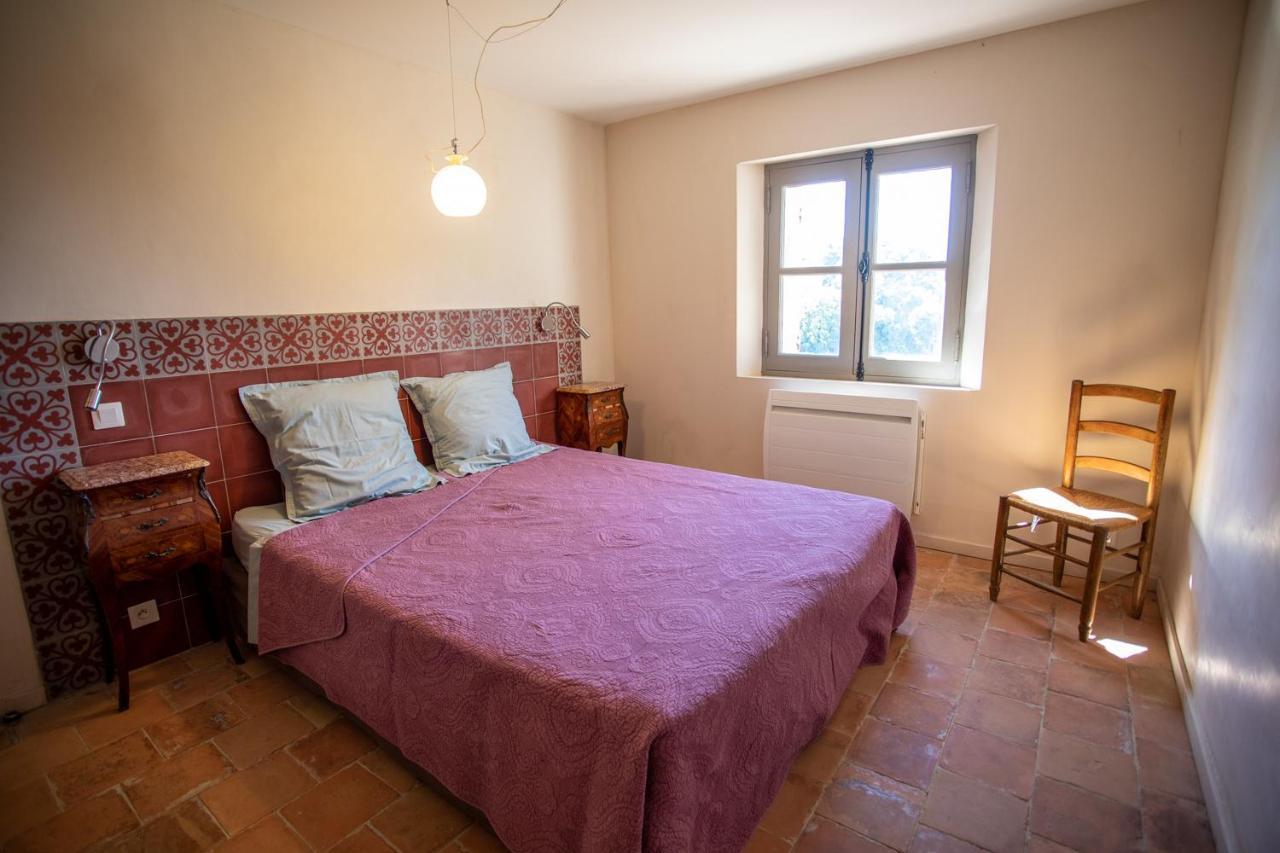 Willa Domaine Les Perpetus La Tour-dʼAigues Zewnętrze zdjęcie